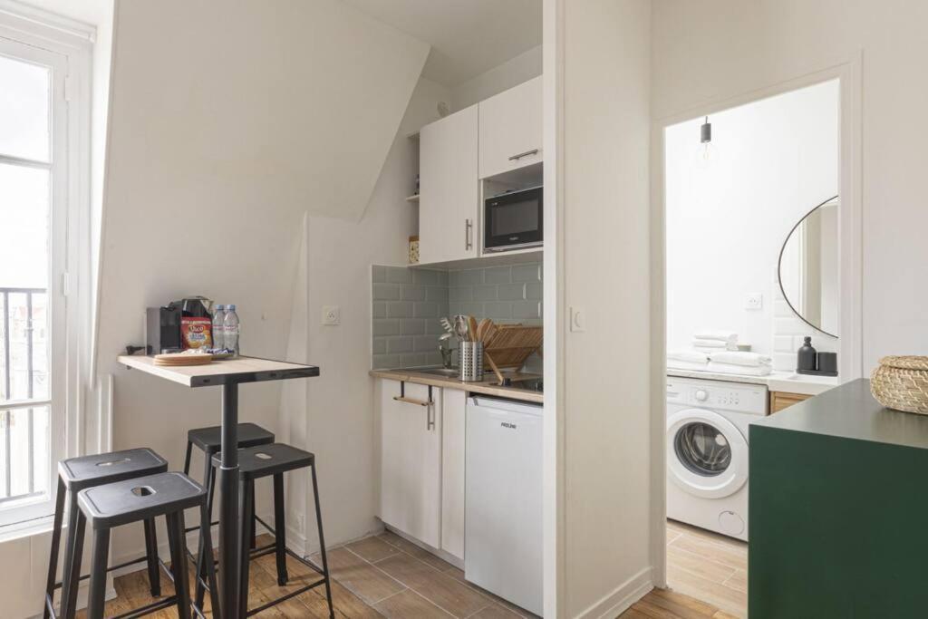 Apartment 1 Bedroom # Paris 14 # Alesia Exteriör bild
